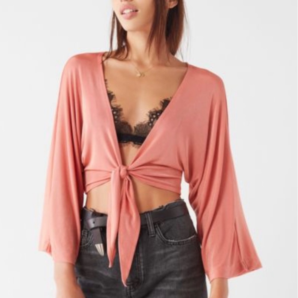 Urban outfitters tie front 3/4 sleeve top